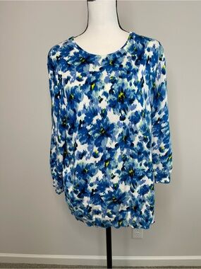 Lands' End new with tags size 14W blue floral sweater watercolor 3/4 sleeves NWT
